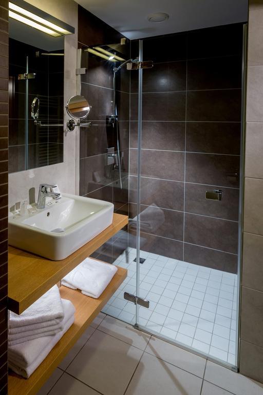 Sareza Hotel ออสตราวา ภายนอก รูปภาพ
